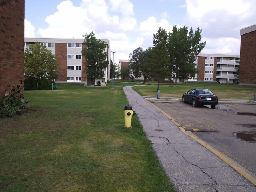 Fairways South – 11235 31st Avenue NW