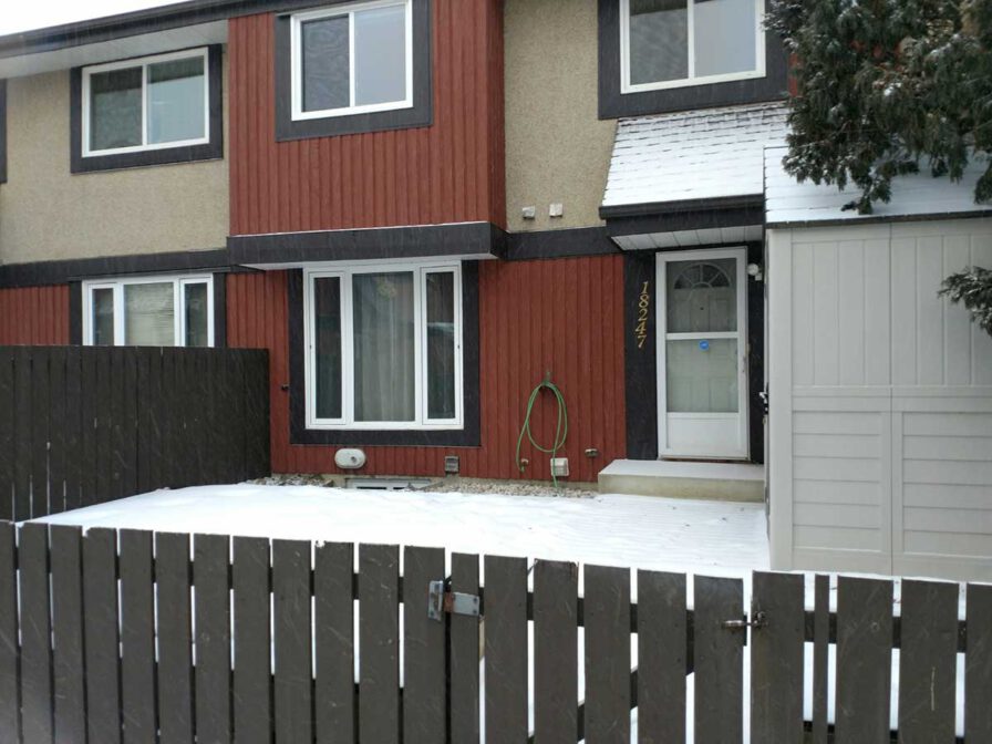 18247 84th Ave townhouse for rent in Edmonton Alberta