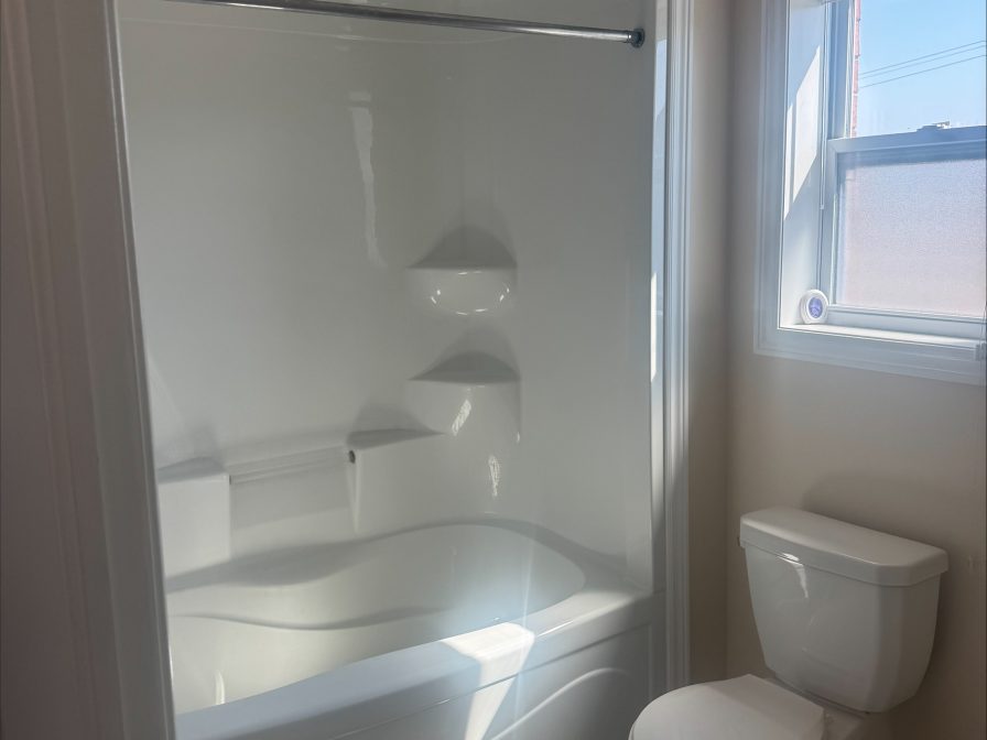2 bed apartment for rent in Watford,ON