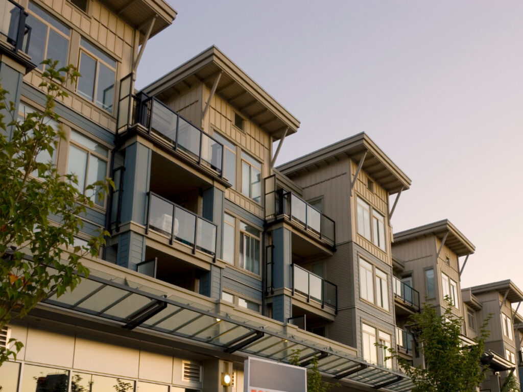 Learning about Alberta’s new condo dispute resolution tribunal with Larlyn Property Management