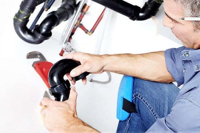 Larlyn Property Management helps you protect your real estate investment with maintenance services.